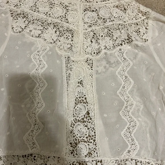 Sheer white chiffon button up blouse with mother of pearl buttons and lace inset - Picture 4 of 7